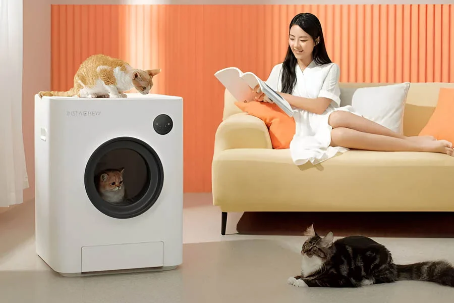 how does the litter robot work